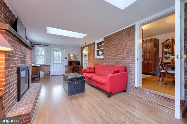 26 TENNYSON DR, Lancaster, PA 17602