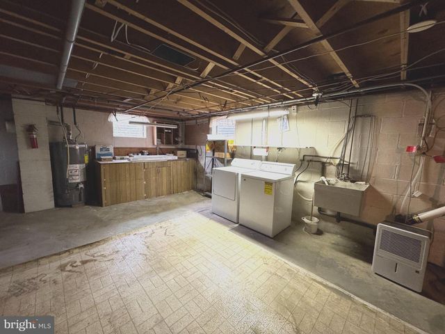 26 TENNYSON DR, Lancaster, PA 17602