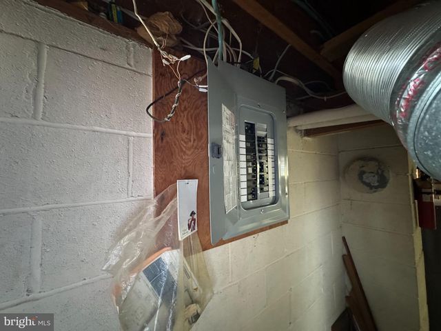 26 TENNYSON DR, Lancaster, PA 17602
