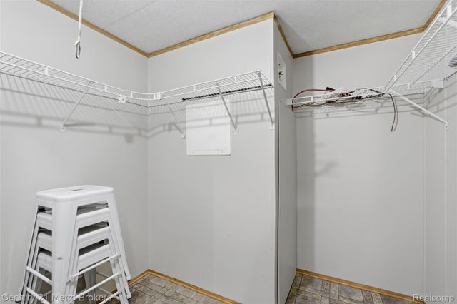 3009 Bay View Drive, Fenton, MI 48430