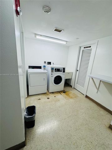 20335 W Country Club Dr 608, Aventura, FL 33180