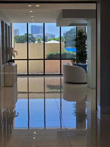 20335 W Country Club Dr 608, Aventura, FL 33180