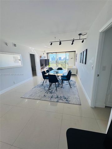 20335 W Country Club Dr 608, Aventura, FL 33180