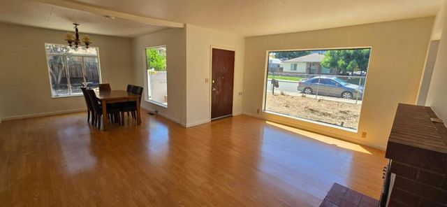 393 Beemer Avenue, Sunnyvale, CA 94086