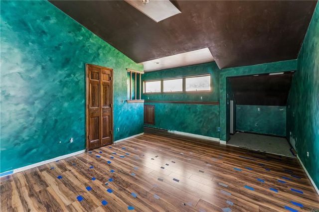 18820 E Hanthorne Drive, Independence, MO 64057