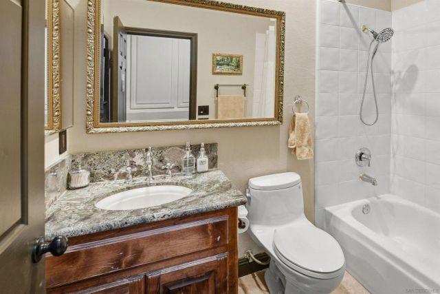 16793 Vista Summit Dr, Ramona, CA 92065