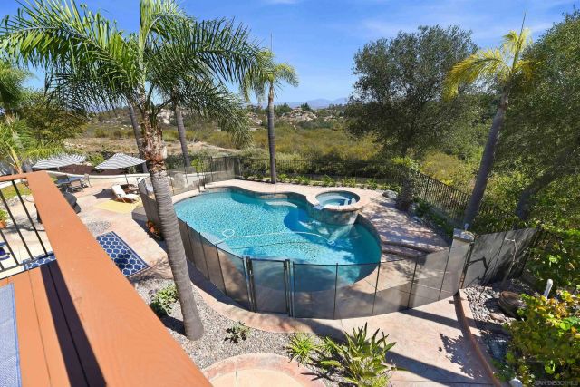 16793 Vista Summit Dr, Ramona, CA 92065