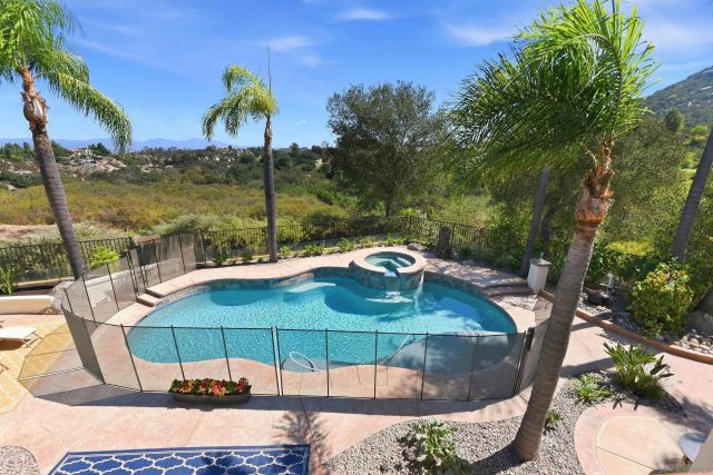 16793 Vista Summit Dr, Ramona, CA 92065