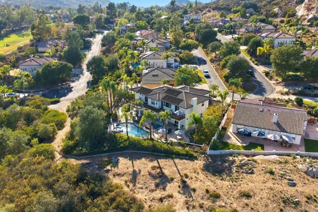 16793 Vista Summit Dr, Ramona, CA 92065
