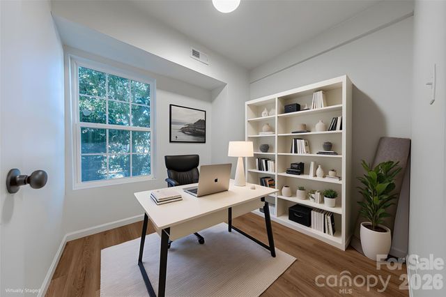 214 E Washington Avenue, Bessemer City, NC 28016