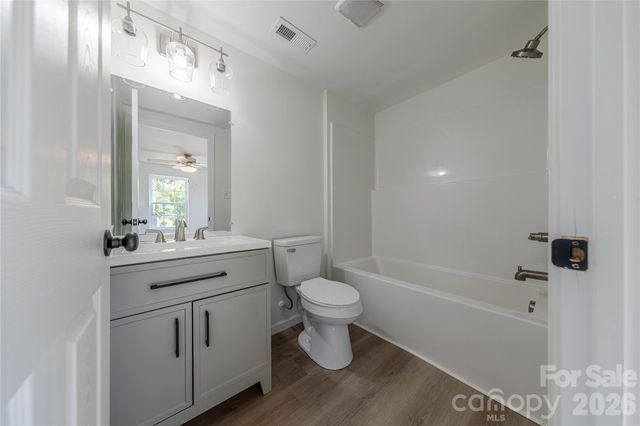 214 E Washington Avenue, Bessemer City, NC 28016