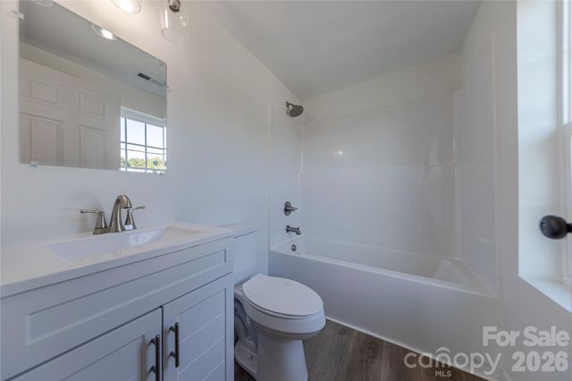 214 E Washington Avenue, Bessemer City, NC 28016