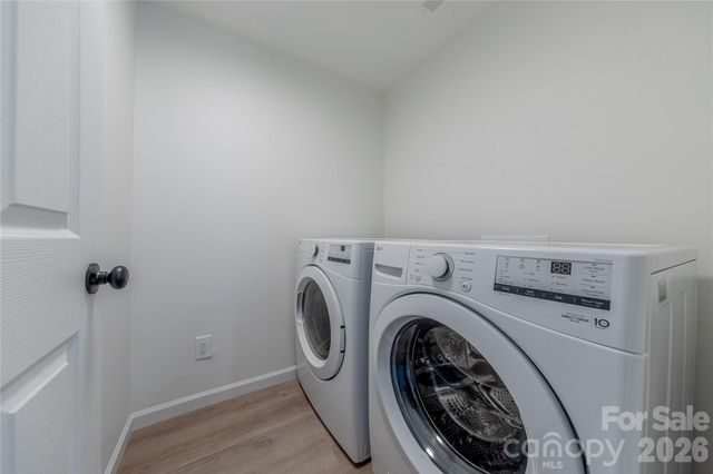 214 E Washington Avenue, Bessemer City, NC 28016