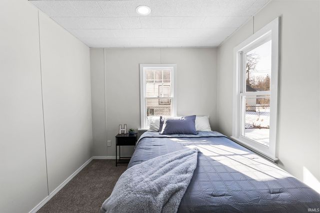 2054 Pauline Street, Fort Wayne, IN 46802