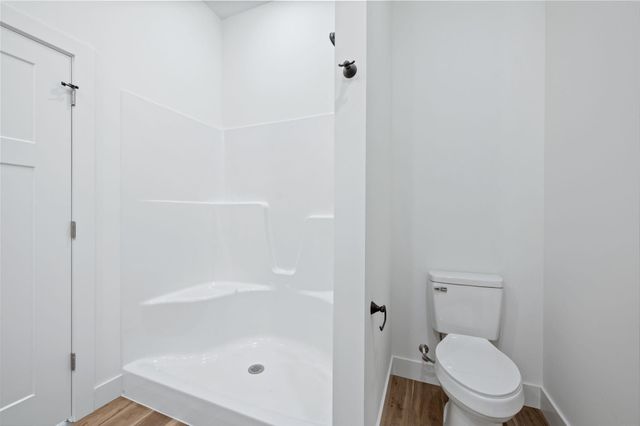 713 E Elmwood St, Park City, KS 67147