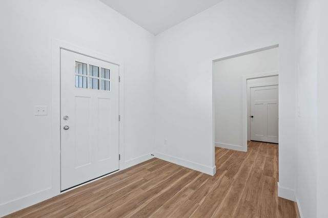 713 E Elmwood St, Park City, KS 67147