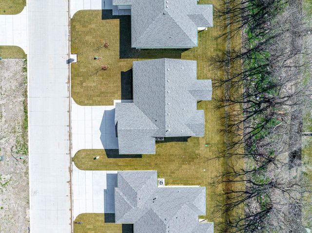 713 E Elmwood St, Park City, KS 67147