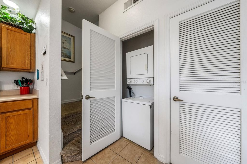 Image 16 of property listing at 2270 SAN VITAL DRIVE 107, Kissimmee, FL 34741