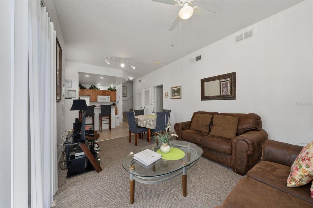 Image 8 of property listing at 2270 SAN VITAL DRIVE 107, Kissimmee, FL 34741