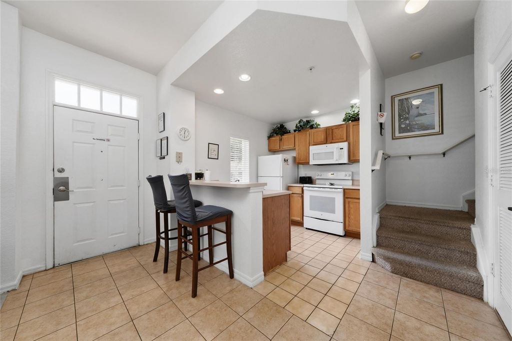Image 9 of property listing at 2270 SAN VITAL DRIVE 107, Kissimmee, FL 34741