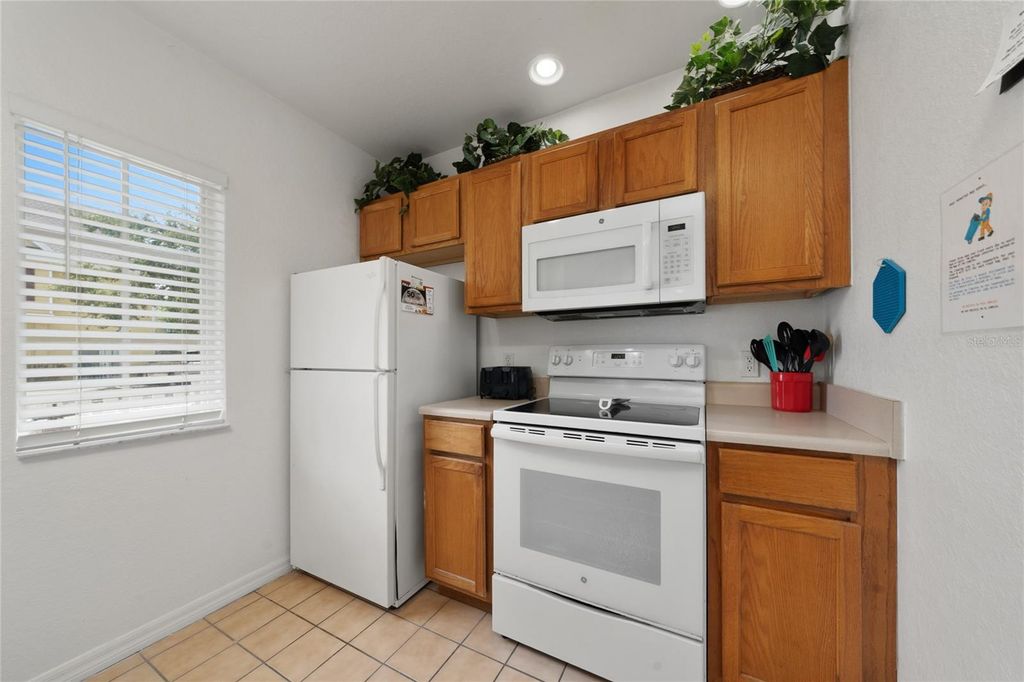Image 10 of property listing at 2270 SAN VITAL DRIVE 107, Kissimmee, FL 34741