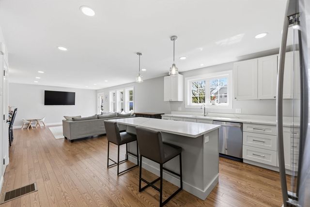 59 Castine St, Worcester, MA 01606