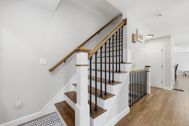 59 Castine St, Worcester, MA 01606