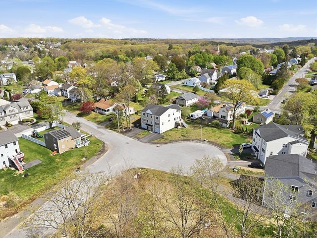 59 Castine St, Worcester, MA 01606