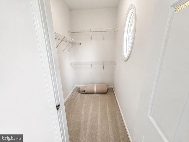 2585 EASTBOURNE DR, Woodbridge, VA 22191