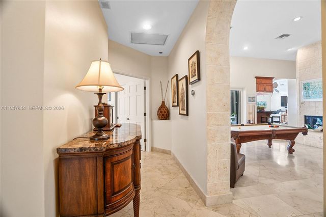 440 Sabal Way, Weston, FL 33326