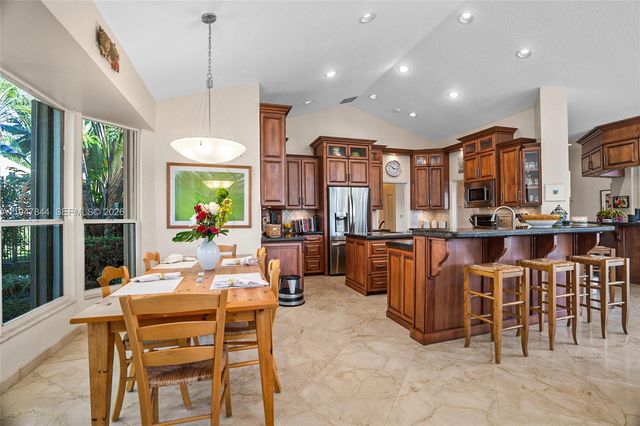 440 Sabal Way, Weston, FL 33326