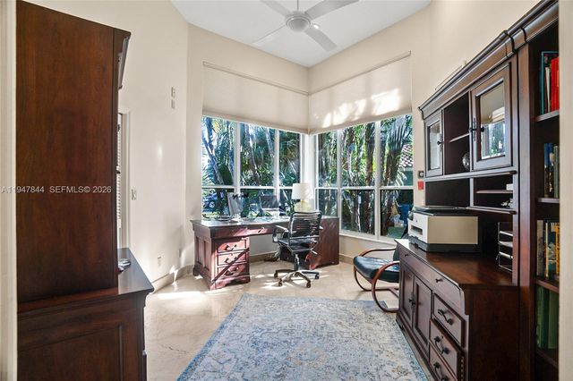 440 Sabal Way, Weston, FL 33326