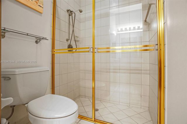 440 Sabal Way, Weston, FL 33326