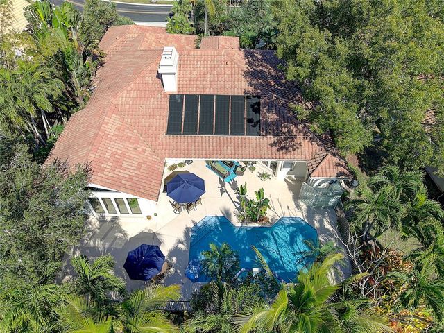 440 Sabal Way, Weston, FL 33326