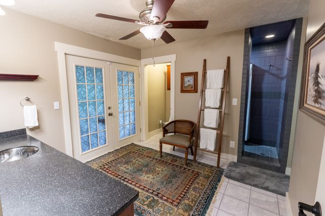 40 Ash Camp Dr, Estill Springs, TN 37330
