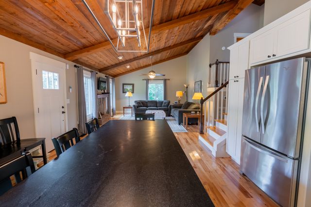 40 Ash Camp Dr, Estill Springs, TN 37330