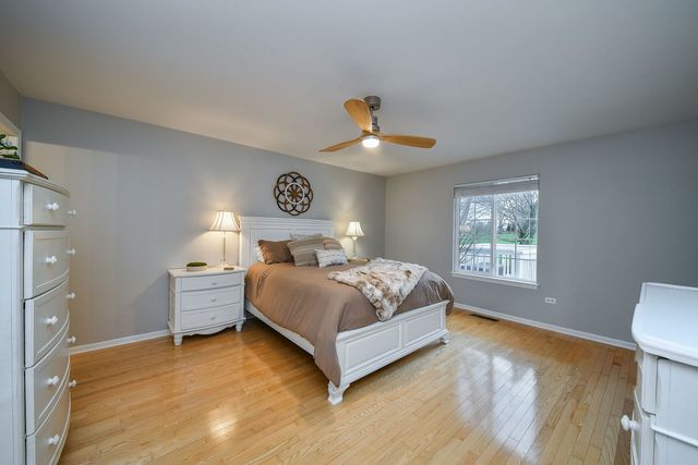 350 Normandie Drive, Sugar Grove, IL 60554