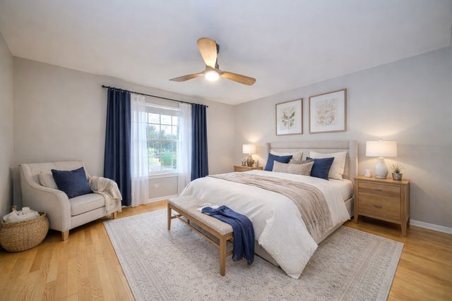 350 Normandie Drive, Sugar Grove, IL 60554