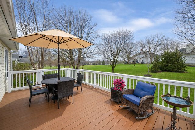 350 Normandie Drive, Sugar Grove, IL 60554