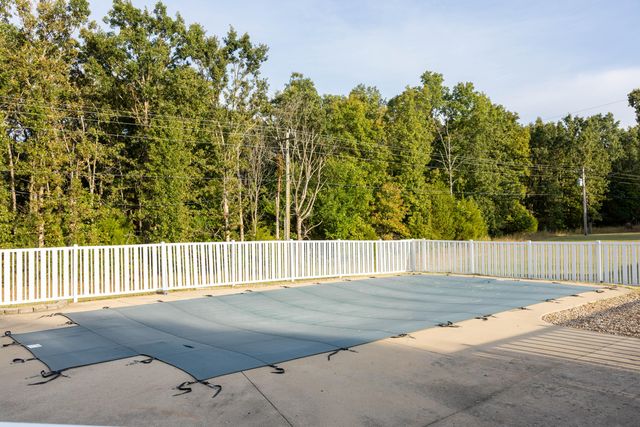 1660 Briarwood Drive, Marshfield, MO 65706