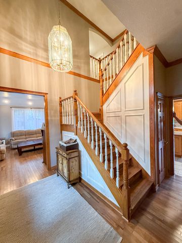 1660 Briarwood Drive, Marshfield, MO 65706