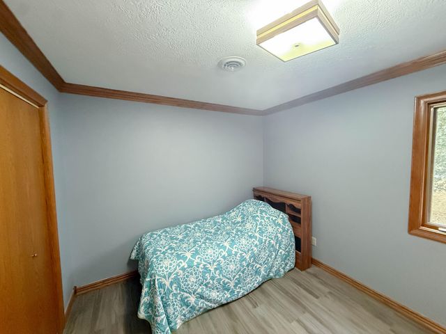 1660 Briarwood Drive, Marshfield, MO 65706