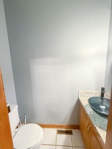 1660 Briarwood Drive, Marshfield, MO 65706