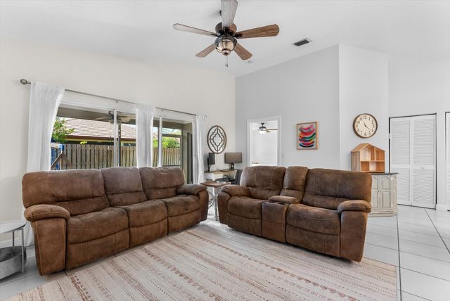 12234 Brisbane Lane, Wellington, FL 33414