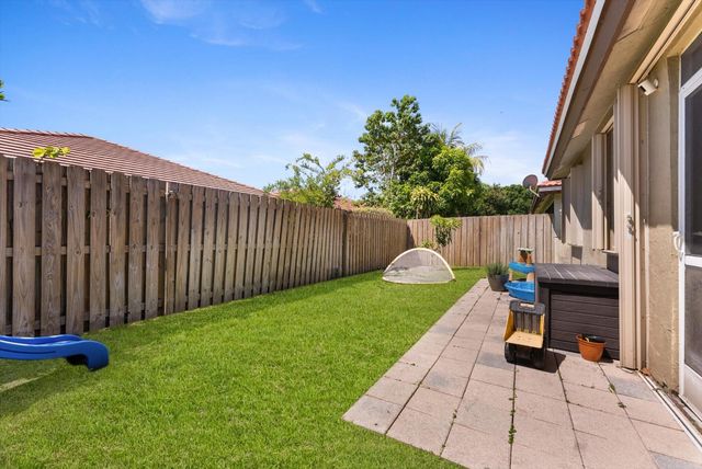 12234 Brisbane Lane, Wellington, FL 33414