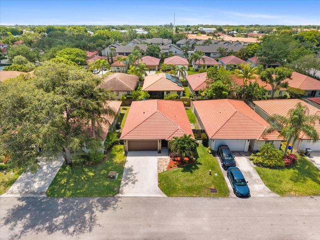 12234 Brisbane Lane, Wellington, FL 33414