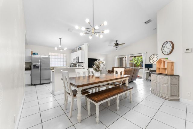 12234 Brisbane Lane, Wellington, FL 33414