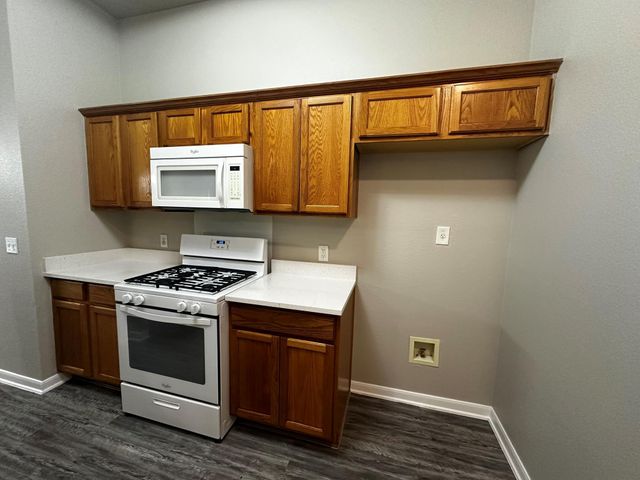 7220 Wardman DR, Del Valle, TX 78617