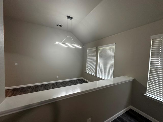 7220 Wardman DR, Del Valle, TX 78617