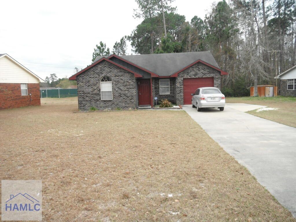 1402 Desert Storm Drive, Hinesville, GA 31313
